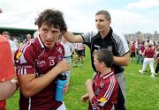 28 June 2009; Sligo manager Kevin Walsh taps the head of Galway's Sean Armstrong after the game. GAA Football Connacht Senior Championship Semi-Final, Sligo v Galway, Markievicz Park, Sligo. Picture credit: Ray Ryan / SPORTSFILE
