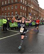 26 October 2015; Aileen McSorley, from Northern Ireland, on their way to finish the SSE Airtricity Dublin Marathon 2015, Merrion Square, Dublin. Picture credit: Ray McManus / SPORTSFILE