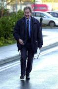 11 November 2000; FAI Press Officer Brendan McKenna arrives ahead of an FAI Board Meeting at the Green Isle Hotel in Dublin. Photo by Ray McManus/Sportsfile