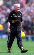 7 May 1995; Kilkenny manager Ollie Walsh during the Church & General National League Hurling Final between Kilkenny and Clare at Semple Stadium in Thurles, Tipperary. Photo by Ray McManus/Sportsfile