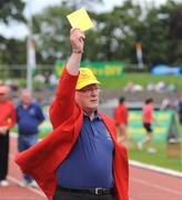2 August 2009; A Track official holds up a yellow card to the athletes for a false start in the Men's 400m Final. Woodie's DIY / AAI National Senior Track & Field Championships. Morton Stadium, Santry, Dublin. Picture credit: Brendan Moran / SPORTSFILE