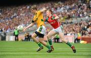 9 August 2009; Brian Farrell, Meath, in action against Chris O'Connor, Mayo. GAA Football All-Ireland Senior Championship Quarter-Final, Meath v Mayo, Croke Park, Dublin. Picture credit: Stephen McCarthy / SPORTSFILE