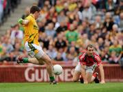 9 August 2009; David Bray shoots past Keith Higgins, Mayo, to score the first Meath goal. GAA Football All-Ireland Senior Championship Quarter-Final, Meath v Mayo, Croke Park, Dublin. Picture credit: Ray McManus / SPORTSFILE