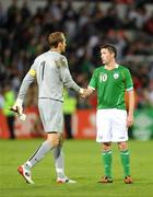 12 August 2009; Robbie Keane, Republic of Ireland, exchanges a handshake with Australia goalkeeper Mark Schwarzer after the game. International Friendly, Republic of Ireland v Australia, Thomond Park, Limerick. Picture credit: Diarmuid Greene / SPORTSFILE