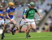 16 August 2009; Andrew O'Shaughnessy, Limerick, in action against Shane McGrath, left, and Paddy Stapleton, Tipperary. GAA Hurling All-Ireland Senior Championship Semi-Final, Tipperary v Limerick, Croke Park, Dublin. Picture credit: Ray McManus / SPORTSFILE