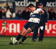 12 Janaury 2001; Brian O'Meara of Leinster during the Heineken Cup Pool 1 Round 5 match between Leinster and Edinburgh Reivers at Donnybrook Stadium in Dublin. Photo by Brendan Moran/Sportsfile