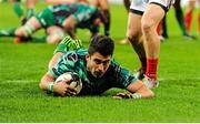 28 November 2015; Tiernan O'Halloran, Connacht, scores his team's opening try of the match. Guinness PRO12, Round 8, Munster v Connacht. Thomond Park, Limerick. Picture credit: Seb Daly / SPORTSFILE