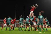 28 November 2015; Jack O'Donoghue, Munster, wins possession in a lineout. Guinness PRO12, Round 8, Munster v Connacht. Thomond Park, Limerick. Picture credit: Diarmuid Greene / SPORTSFILE