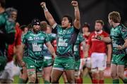 28 November 2015; Bundee Aki, Connacht, celebrates his side's victory at the final whistle. Guinness PRO12, Round 8, Munster v Connacht. Thomond Park, Limerick. Picture credit: Seb Daly / SPORTSFILE
