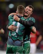 28 November 2015; Connacht's Matt Healy and Robbie Henshaw celeberate their team's victory over Munster at the final whistle. Guinness PRO12, Round 8, Munster v Connacht. Thomond Park, Limerick. Picture credit: Seb Daly / SPORTSFILE