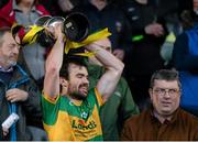 29 November 2015; Clonmel Commercials captain Kevin Harney lifts the cup after the game. AIB Munster GAA Senior Club Football Championship Final, Nemo Rangers v Clonmel Commercials. Mallow GAA Grounds, Mallow, Co. Cork. Picture credit: Piaras Ó Mídheach / SPORTSFILE