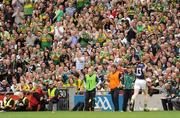 30 August 2009; Kerry supporters applaud as Colm Cooper leaves the field. GAA All-Ireland Senior Football Championship Semi-Final, Kerry v Meath, Croke Park, Dublin. Picture credit: Ray McManus / SPORTSFILE