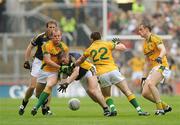 30 August 2009; Darragh O'Se, Kerry, in action against, from left, Joe Sheridan, Michael Burke and Nigel Crawford, Meath. GAA All-Ireland Senior Football Championship Semi-Final, Kerry v Meath, Croke Park, Dublin. Picture credit: Pat Murphy / SPORTSFILE