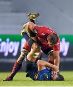 13 December 2015; Duane Vermeulen, Toulon, tussles with Mike McCarthy, Leinster. European Rugby Champions Cup,  Pool 5, Round 3, RC Toulon v Leinster. Stade Felix Mayol, Toulon, France. Picture credit: Stephen McCarthy / SPORTSFILE