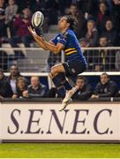 13 December 2015; Isa Nacewa, Leinster, claims a high ball. European Rugby Champions Cup,  Pool 5, Round 3, RC Toulon v Leinster. Stade Felix Mayol, Toulon, France. Picture credit: Seb Daly / SPORTSFILE