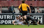 20 December 2015; Andrew Trimble, Ulster, touches down in the corner for his side's second try despite the tackle of theirry Dusautoir and Joe Tekori, Toulouse. European Rugby Champions Cup, Pool 1, Round 4, Toulouse v Ulster. Stade Ernest Wallon, Toulouse, France. Picture credit: Oliver McVeigh / SPORTSFILE