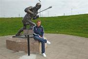 17 September 2009; Munster's new signing Jean de Villiers with a sculpture of legendary Cork hurler Christy Ring. Cork Airport, Co. Cork. Picture credit: Matt Browne / SPORTSFILE