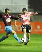 18 September 2009; Peter Hutton, Derry City, in action against Jamie Duffy, Drogheda United. League of Ireland Premier Division, Drogheda United v Derry City, United Park, Drogheda, Co. Louth. Photo by Sportsfile