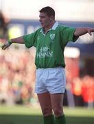 17 February 2001; David Wallace of Ireland during the Lloyds TSB Six Nations Rugby Championship match between Ireland and France at Lansdowne Road in Dublin. Photo by Brendan Moran/Sportsfile