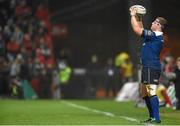 27 December 2015; Sean Cronin, Leinster, on the occassion of his 100th Leinster cap, prepares to throw into a lineout. Guinness PRO12, Round 10, Munster v Leinster. Thomond Park, Limerick. Picture credit: Diarmuid Greene / SPORTSFILE