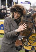29 December 2015; Owner Andrea Wylie with Nichols Canyon after winning the Ryanair Hurdle. Leopardstown Christmas Racing Festival, Leopardstown Racecourse, Dublin. Picture credit: Brendan Moran / SPORTSFILE