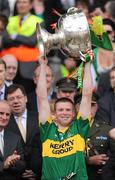20 September 2009; Tomas O'Se, Kerry, lifts the Sam Maguire Cup. GAA Football All-Ireland Senior Championship Final, Kerry v Cork, Croke Park, Dublin. Picture credit: Pat Murphy / SPORTSFILE