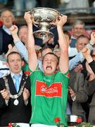 27 September 2009; Timmy Anglin, Clonakilty, lifts the cup. Cork County Senior Football Final, St. Finbarr's v Clonakilty, Páirc Uí Chaoimh, Cork. Picture credit: Brian Lawless / SPORTSFILE