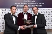 8 January 2016; Dundalk FC goalkeeper Gary Rogers, centre, is presented with the Goalkeeper of the year award by Republic of Ireland manager Martin O'Neill, right, and Ronan Brady, Head of Marketing & Digital, SSE Airtricity, at the SSE Airtricity Soccer Writers’ Association of Ireland Awards 2015. The Conrad Hotel, Dublin. Picture credit: Matt Browne / SPORTSFILE