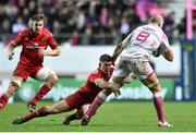 9 January 2016; Sergio Parisse, Stade Français Paris, is tackled by Ian Keatley, Munster. European Rugby Champions Cup, Pool 4, Round 2 Refixture, Stade Francais Paris v Munster, Stade Jean Bouin, Paris, France. Picture credit: Ramsey Cardy / SPORTSFILE