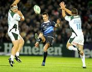 9 October 2009; Jonathan Sexton, Leinster, in action against Bob Casey and Chris Malone, right, London Irish. Heineken Cup, Pool 6, Round 1, Leinster v London Irish, RDS, Dublin. Picture credit: Brendan Moran / SPORTSFILE