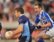 18 October 2009; Kevin McManamon, St. Jude's, in action against Conor Dolan, Ballyboden St. Enda's. Dublin County Senior Football Final, Ballyboden St. Enda's v St. Jude's, Parnell Park, Dublin. Picture credit: David Maher / SPORTSFILE