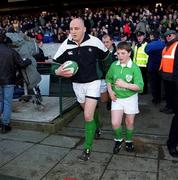 17 February 2001; Ireland captain Keith Wood leads his team onto the field prior to the Lloyds TSB Six Nations Rugby Championship match between Ireland and France at Lansdowne Road in Dublin. Photo by Brendan Moran/Sportsfile