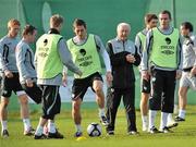13 November 2009; Republic of Ireland manager Giovanni Trapattoni with players, from left to right, Paul McShane, Aiden McGeady, Damien Duff, Keith Andrews, Kevin Kilbane and Richard Dunne during squad training ahead of their FIFA 2010 World Cup Qualifying Play-Off 1st leg match against France on Saturday. Gannon Park, Malahide, Dublin. Picture credit: David Maher / SPORTSFILE