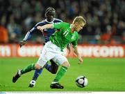 14 November 2009; Damien Duff, Republic of Ireland, in action against Bacary Sagna, France. FIFA 2010 World Cup Qualifying Play-off 1st Leg, Republic of Ireland v France, Croke Park, Dublin. Picture credit: Matt Browne / SPORTSFILE