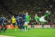 14 November 2009; Robbie Keane, Republic of Ireland, attempts a bicycle kick. FIFA 2010 World Cup Qualifying Play-off 1st Leg, Republic of Ireland v France, Croke Park, Dublin. Picture credit: Stephen McCarthy / SPORTSFILE