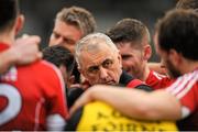 31 January 2016; Paedar Healy, Cork manager, speaking to his players after the game. Allianz Football League, Division 1, Round 1, Cork v Mayo, Páirc Ui Rinn, Cork. Picture credit: Eoin Noonan/SPORTSFILE