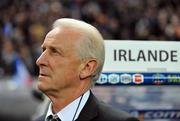 18 November 2009; Republic of Ireland manager Giovanni Trapattoni during the National Anthem. FIFA 2010 World Cup Qualifying Play-off 2nd Leg, Republic of Ireland v France, Stade de France, Saint Denis, Paris. Picture credit: David Winter / SPORTSFILE