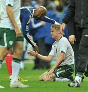 18 November 2009; Damien Duff, Republic of Ireland, shakes hands with Nicolas Anelka, France, at the end of the game. FIFA 2010 World Cup Qualifying Play-off 2nd Leg, Republic of Ireland v France, Stade de France, Saint-Denis, Paris, France. Picture credit: David Maher / SPORTSFILE