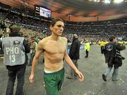 18 November 2009; Republic of Ireland player Keith Andrews walks back to the pitch, after throwing his jersey to the supporters, at the end of the game. FIFA 2010 World Cup Qualifying Play-off 2nd Leg, Republic of Ireland v France, Stade de France, Saint-Denis, Paris, France. Picture credit: David Maher / SPORTSFILE