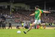 1 November 2009; Bryan Sheehan, South Kerry, scores his side's goal from a penalty. Kerry Senior Football County Championship Final, Dr. Crokes v South Kerry. Fitzgerald Stadium, Killarney, Co. Kerry. Picture credit: Stephen McCarthy / SPORTSFILE