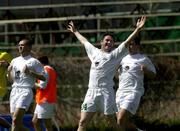 21 March 2001; Robbie Keane celebrates after finishing 1st in a sprint race during a Republic of Ireland training session in Limassol, Cyprus. Photo by Damien Eagers/Sportsfile