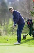 30 March 2001; Stephen Hendry watches his putt on the  5th green at the Citywest Golf Club, before his semi final match tomorrow with Mark Williams at the Irish Masters Snooker, Citywest Hotel. Picture credit; Matt Browne / SPORTSFILE *EDI*