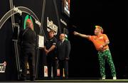 18 Febraury 2016; Peter Wright competes against James Wade during the Betway Premier League Darts. 3 Arena, Dublin. Picture credit: Seb Daly / SPORTSFILE