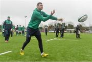 19 February 2016; Ireland's Robbie Henshaw in action during squad training. Ireland Rugby Squad Open Training. Mullingar RFC, Mullingar, Co. Westmeath. Picture credit: David Maher / SPORTSFILE