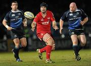 20 February 2010; David Lyons, Scarlets, in action against Shane Jennings, left, and Bernard Jackman, Leinster. Celtic League, Leinster v Scarlets. RDS, Dublin. Picture credit: Stephen McCarthy / SPORTSFILE