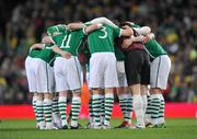 2 March 2010;  Republic of Ireland players form a huddle before the start of the game. International Friendly, Republic of Ireland v Brazil, Emirates Stadium, London, England. Picture credit: David Maher / SPORTSFILE