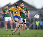 27 March 2016; Neil Collins, Roscommon, in action against Seamus O'Shea, Mayo. Allianz Football League Division 1 Round 6, Roscommon v Mayo. Dr Hyde Park, Roscommon.  Picture credit: Brendan Moran / SPORTSFILE