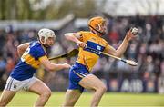 3 April 2016; Cian Dillon, Clare, in action against Niall O'Meara, Tipperary. Allianz Hurling League Division 1 Quarter-Final, Clare v Tipperary. Cusack Park, Ennis, Co. Clare. Picture credit: Diarmuid Greene / SPORTSFILE