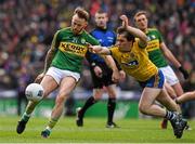 10 April 2016; Barry John Keane, Kerry, in action against David Murray, Roscommon. Allianz Football League, Division 1, Semi-Final, Kerry v Roscommon, Croke Park, Dublin. Picture credit: Ray McManus / SPORTSFILE