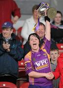 24 April 2010; Wexford captain Una Leacy lifts the cup. Division 1 Camogie National League Final, Offaly v Wexford, Semple Stadium, Thurles, Co. Tipperary. Picture credit: Brian Lawless / SPORTSFILE
